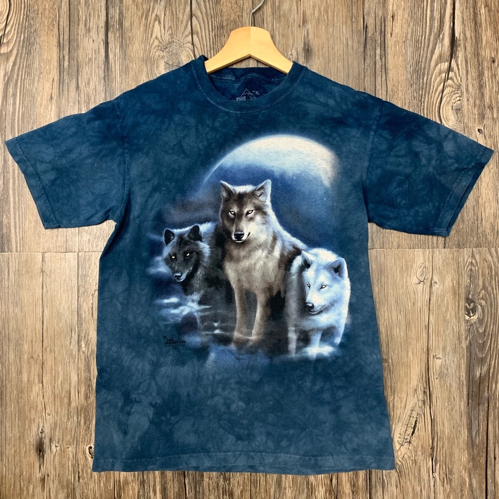 🐺The Mountain Three Wolf Moon T-shirt🐺